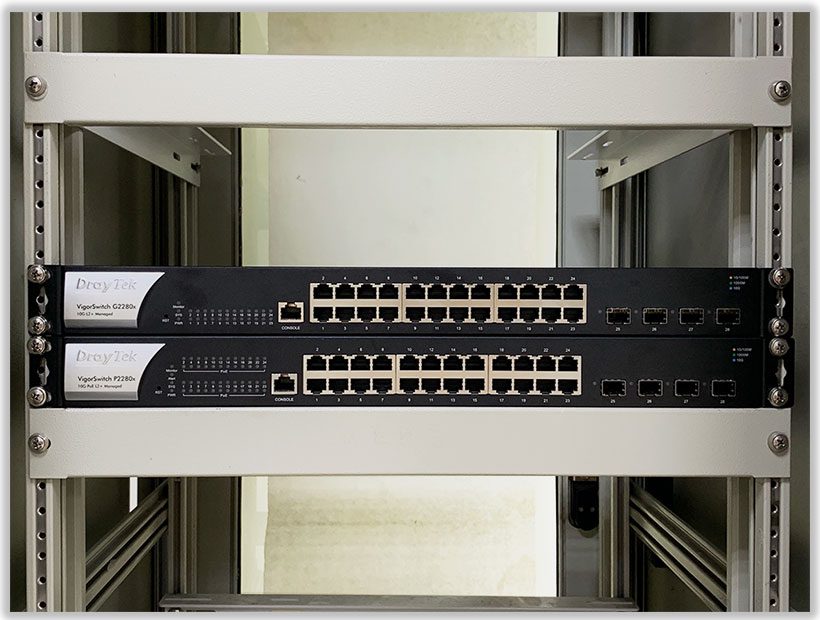 Switch 24 Port - Ảnh 2